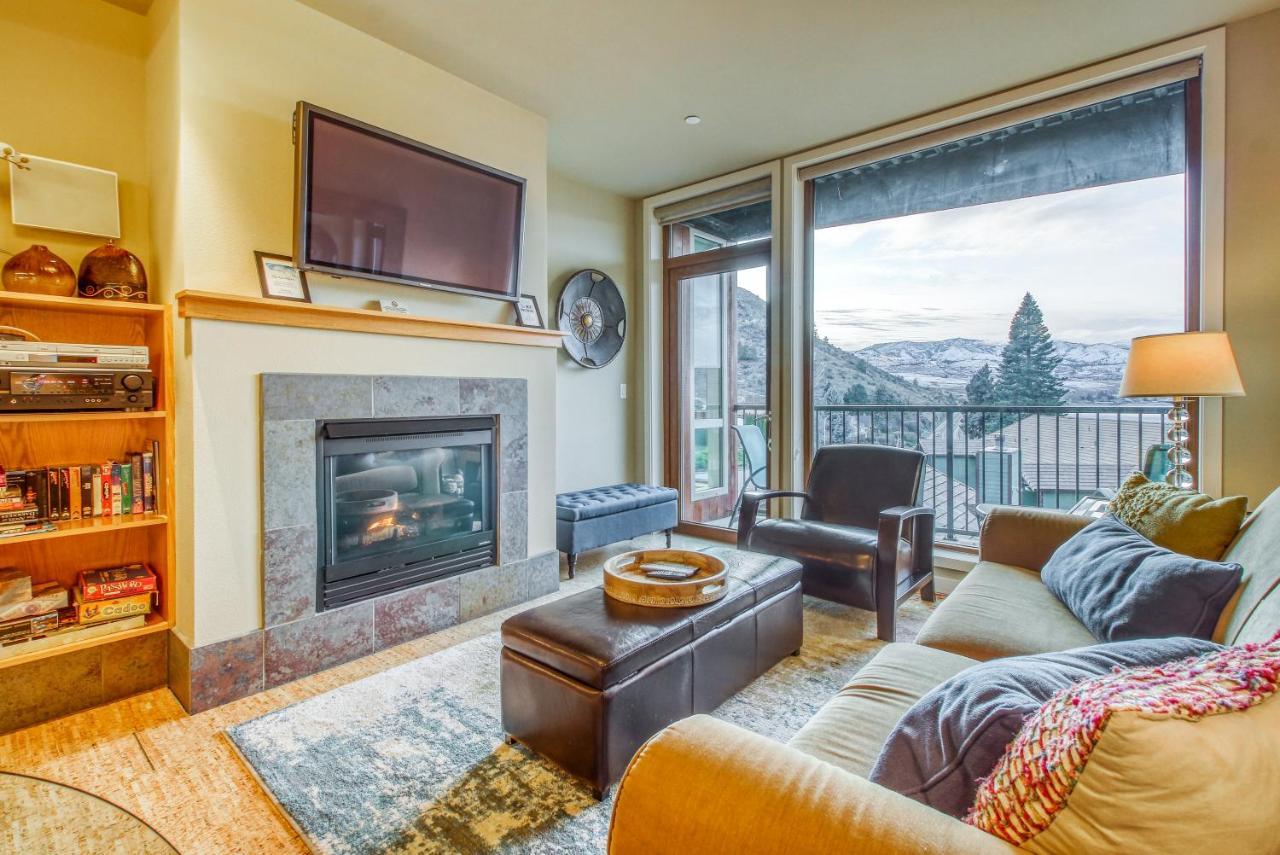 Chelan Resort Suites: Water Sunset Экстерьер фото