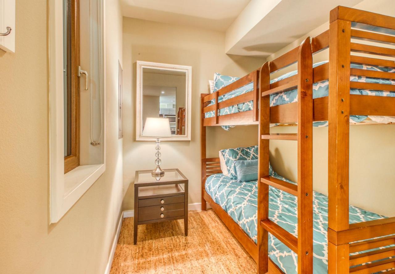 Chelan Resort Suites: Water Sunset Экстерьер фото