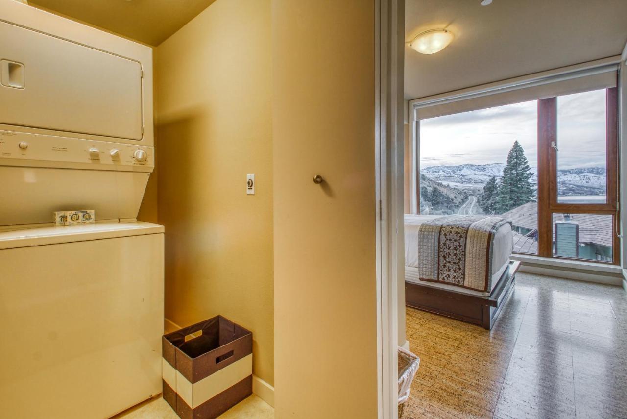 Chelan Resort Suites: Water Sunset Экстерьер фото