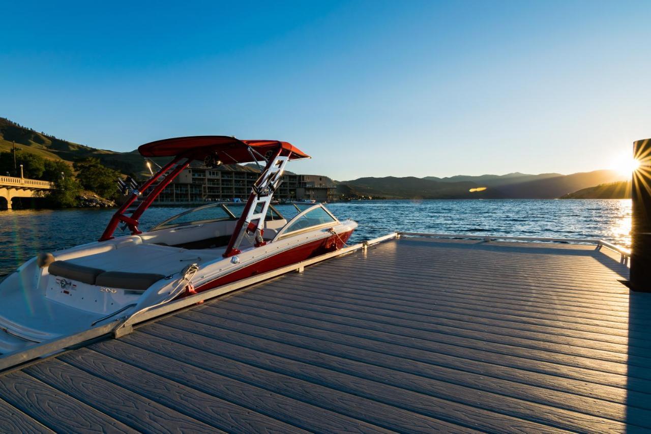 Chelan Resort Suites: Water Sunset Экстерьер фото